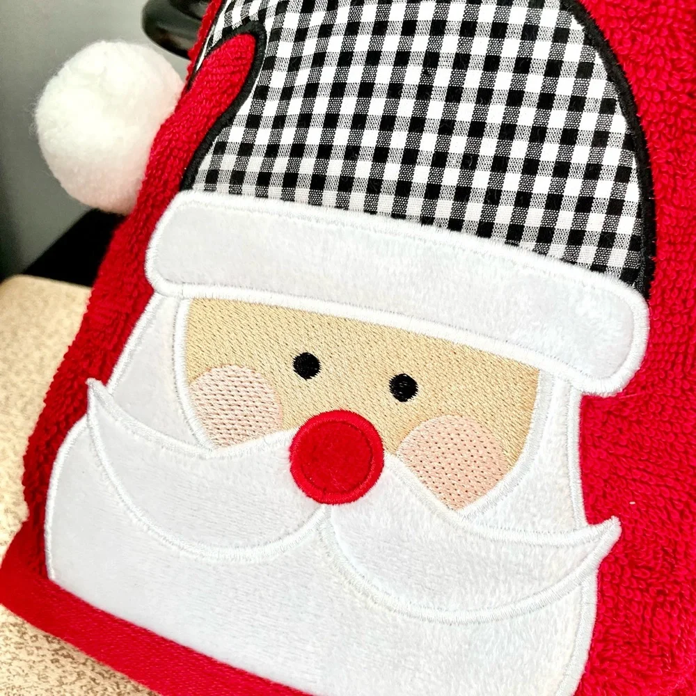 NWT SET OF 2 3D SANTA CLAUS Hand Towels